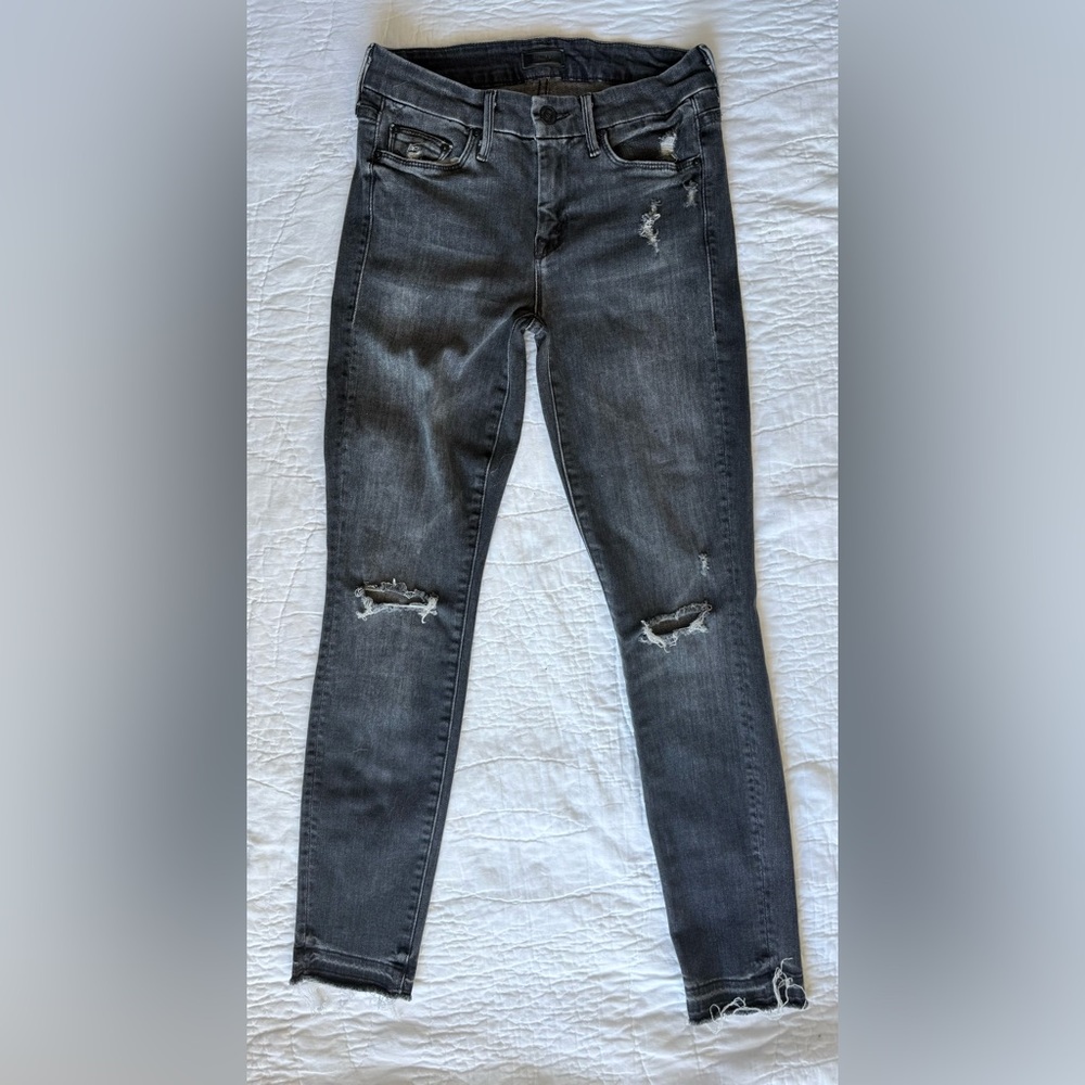 Mother Undone Hem Looker Ankle Jeans Women's 25 Stealing Shadows Black